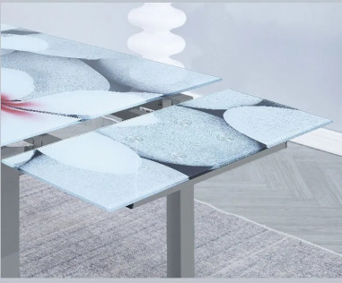 Mesa extensible de cocina Flores gris en RelaxMuebles.com